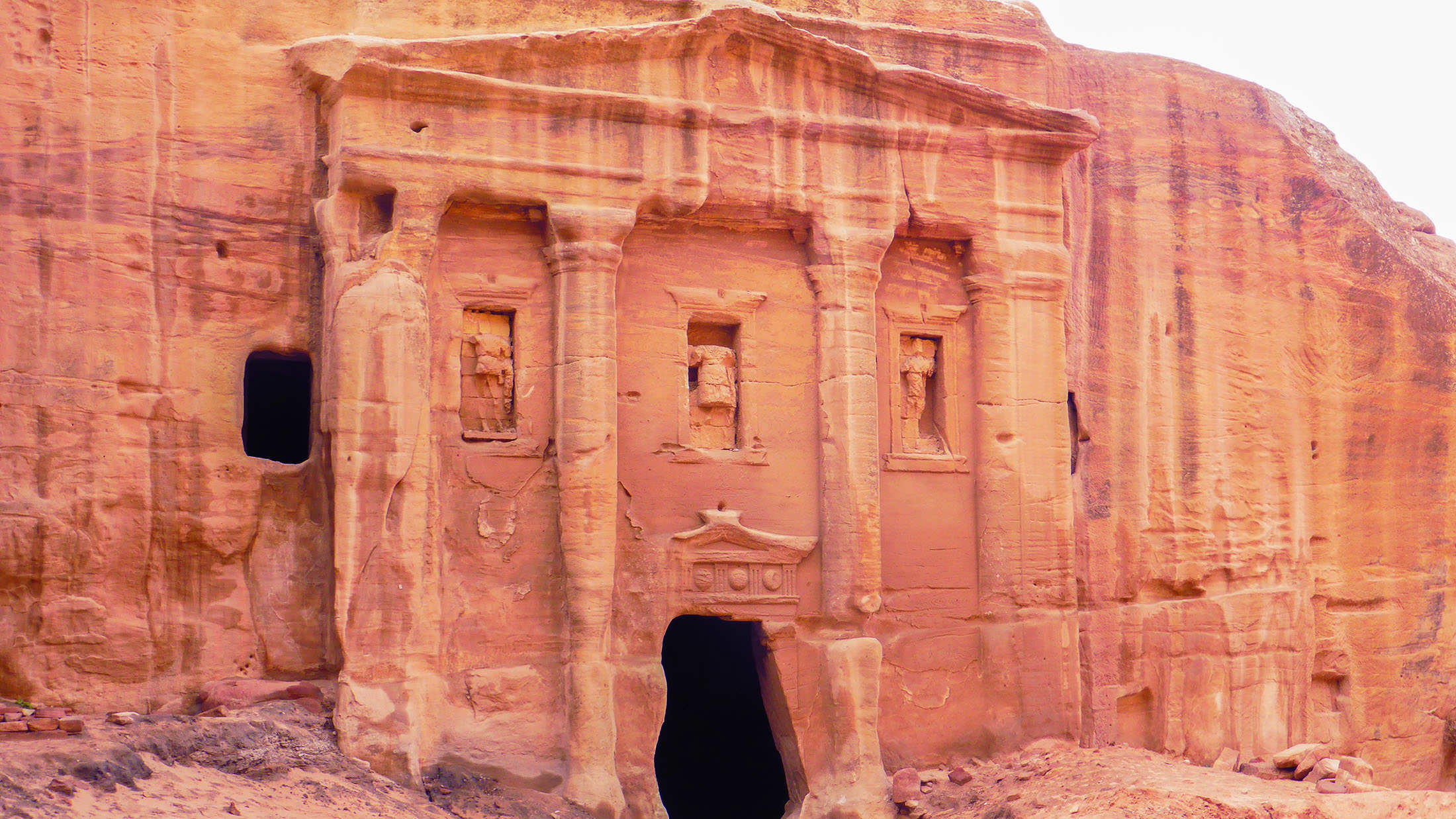 Roman Solider Renaissance Tombs Petra Jordan
