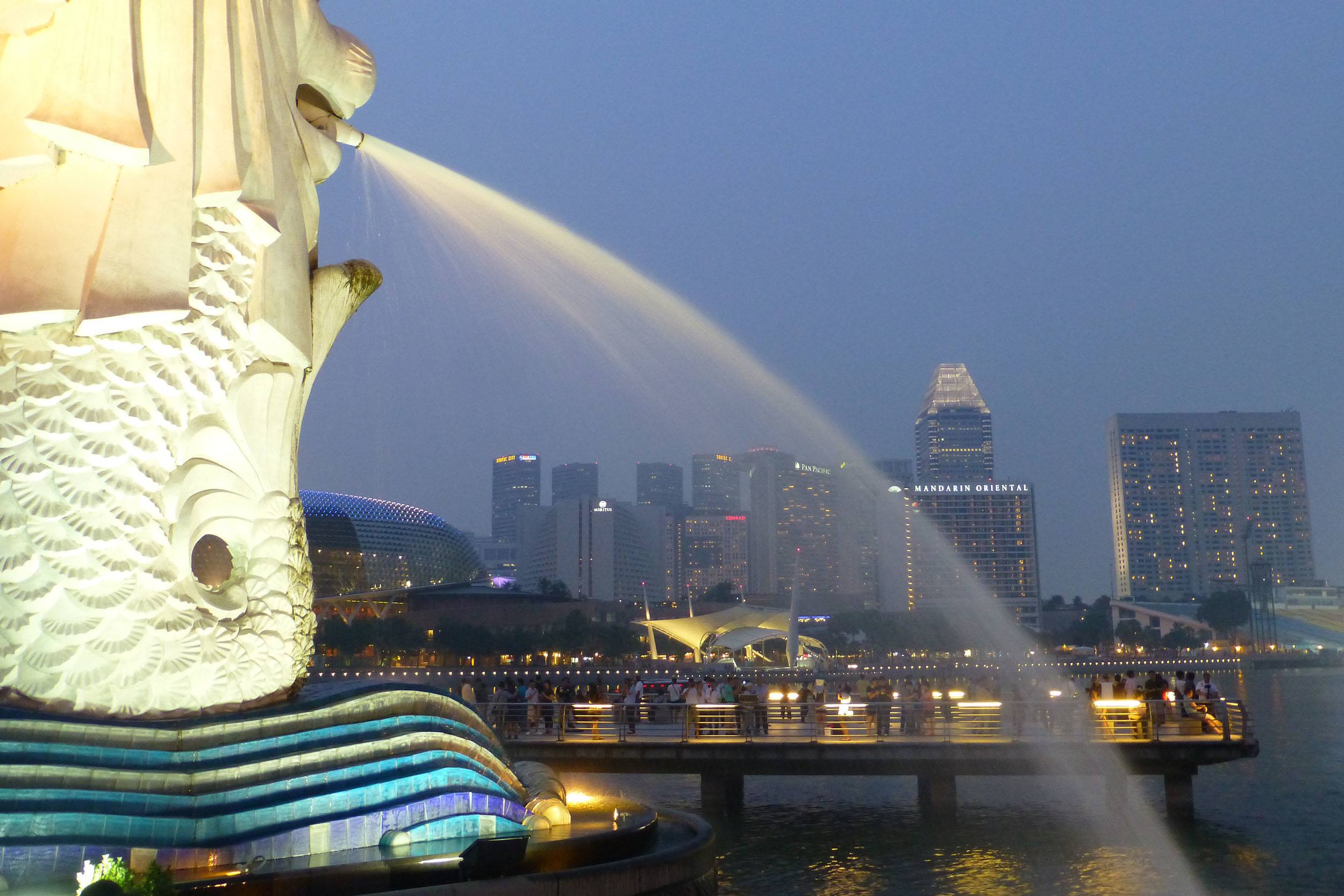 The Merlion at dusk in Singapore