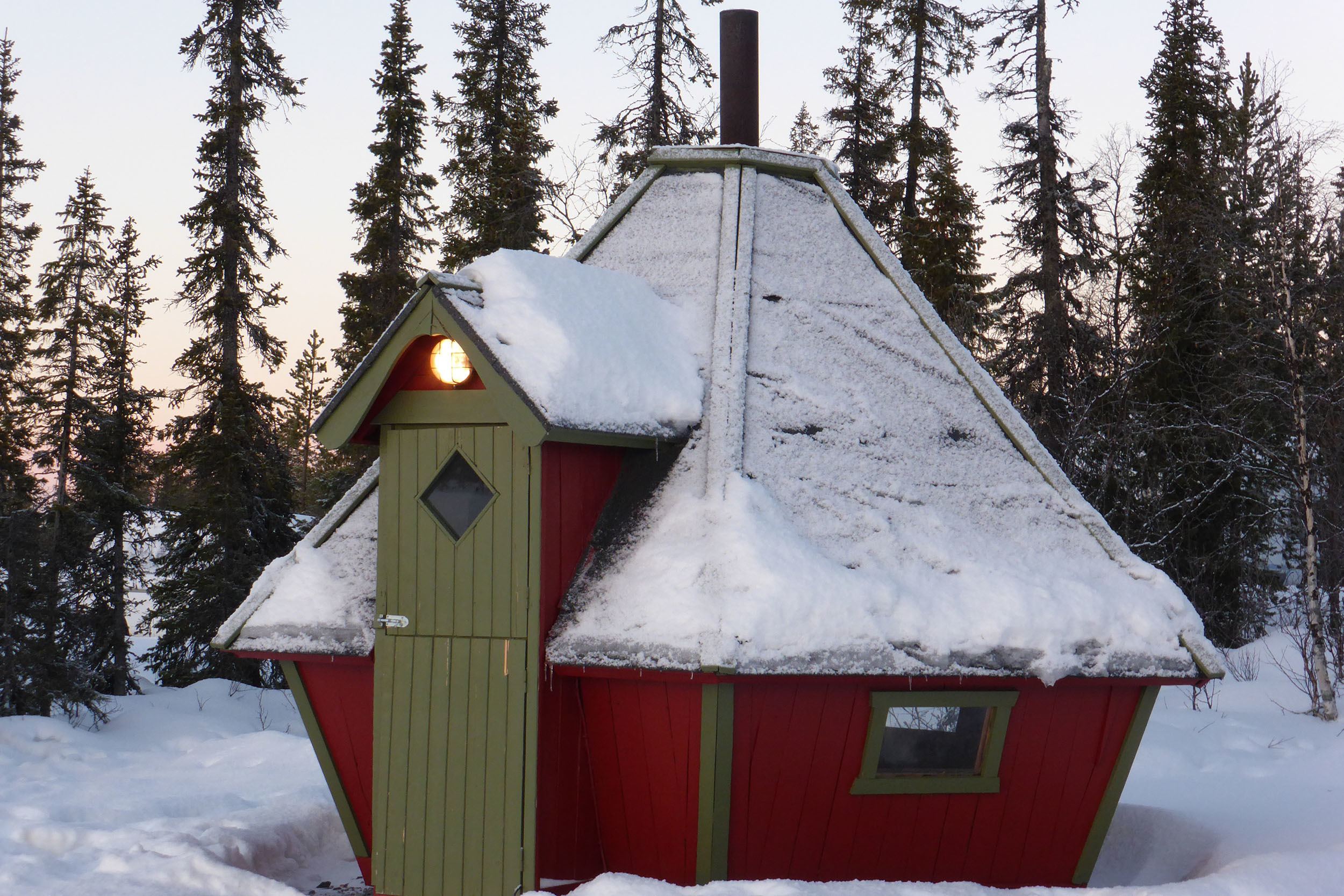 A small cabin at Camp Alta Sweden