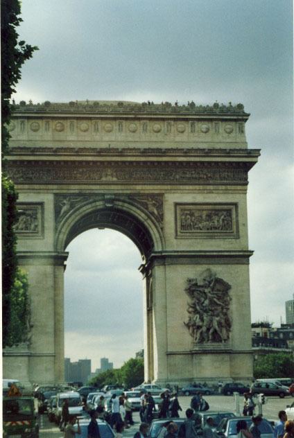 Arc de Triomphe de l’Etoile in Paris France