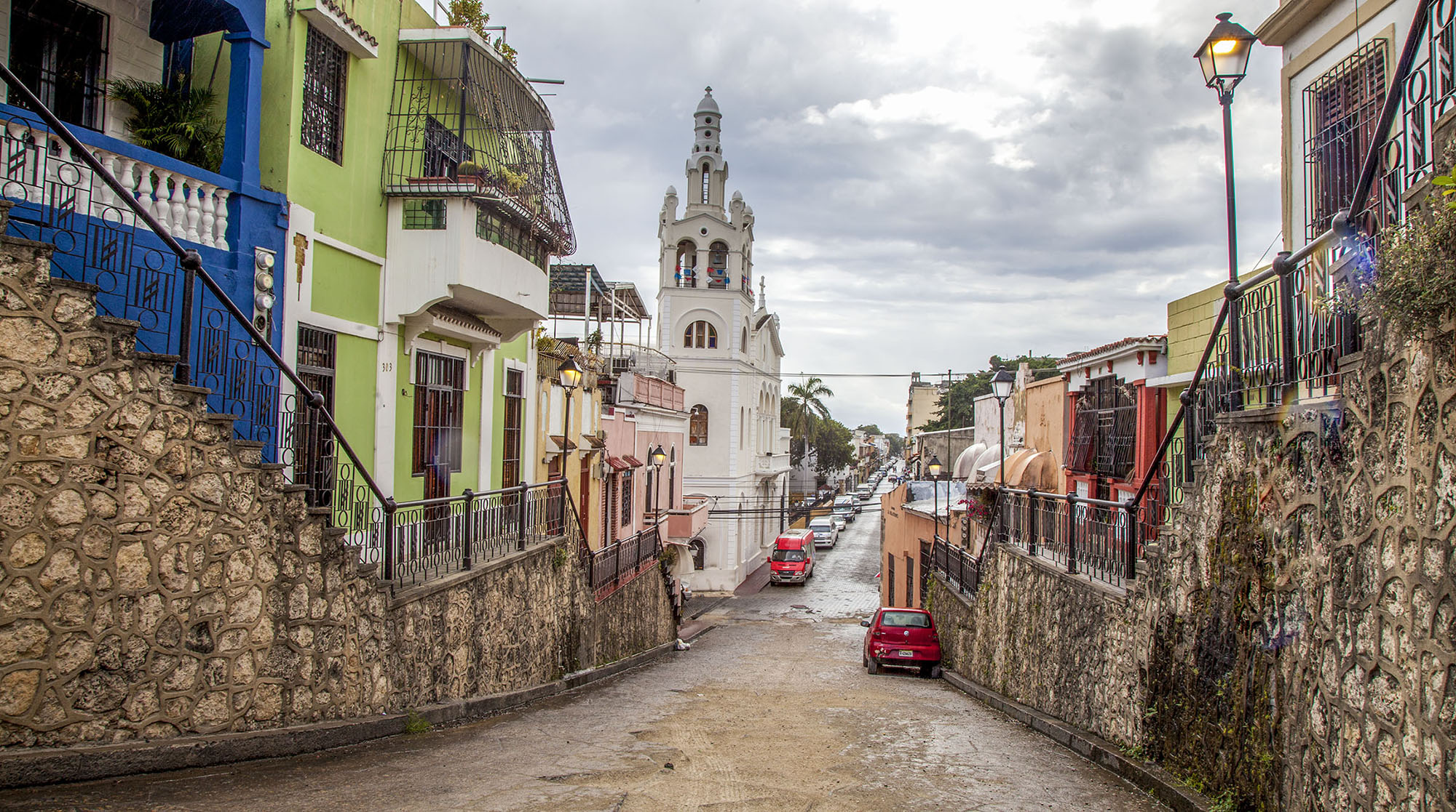 is Santo Domingo worth visiting